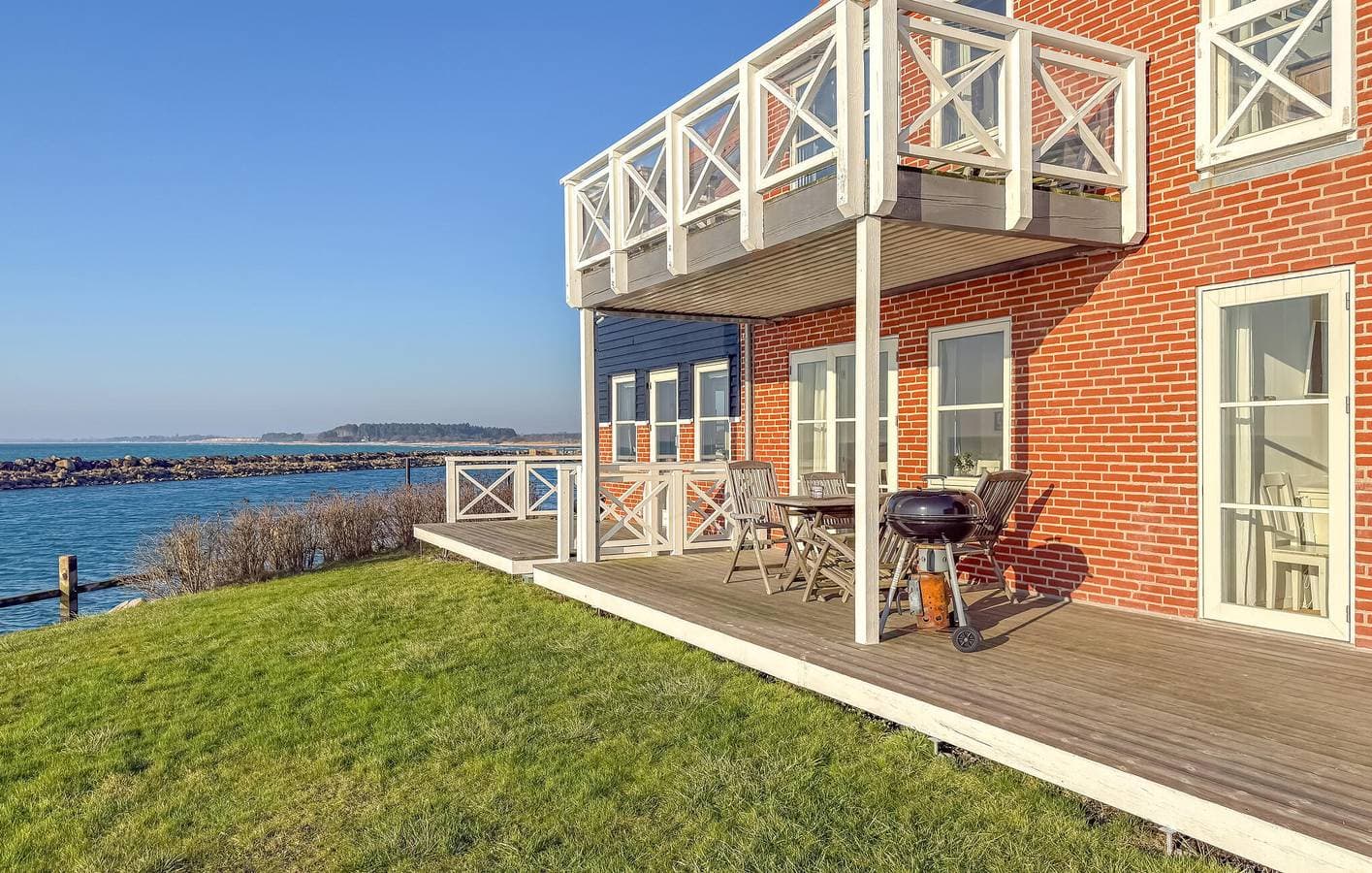 Foto 3 von 19: Ferienwohnung für 4 Personen mit Terrasse