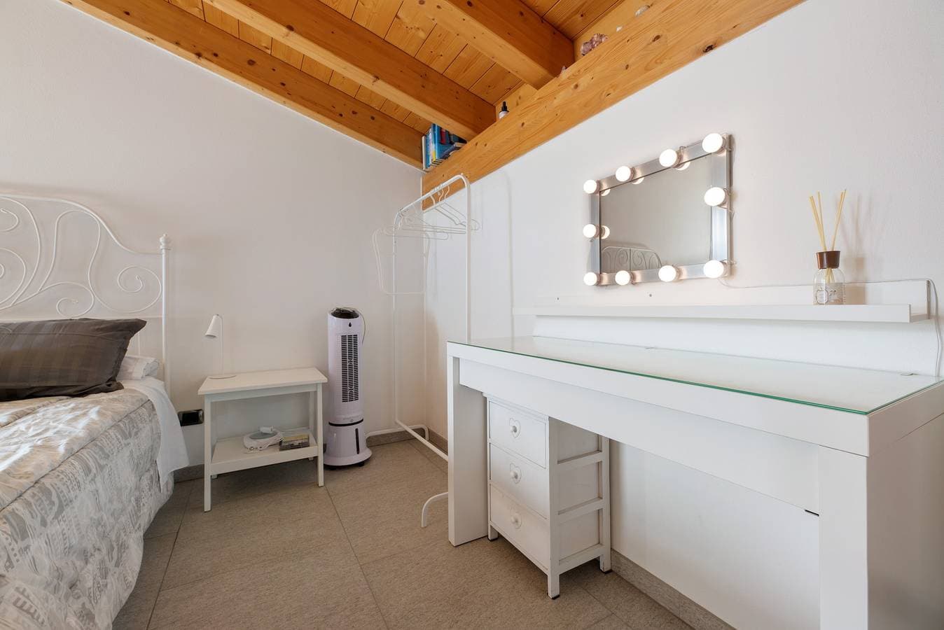 Foto 10 von 37: Ferienhaus 'Il Nido Del Colibrì' mit Seeblick, privater Terrasse und WLAN