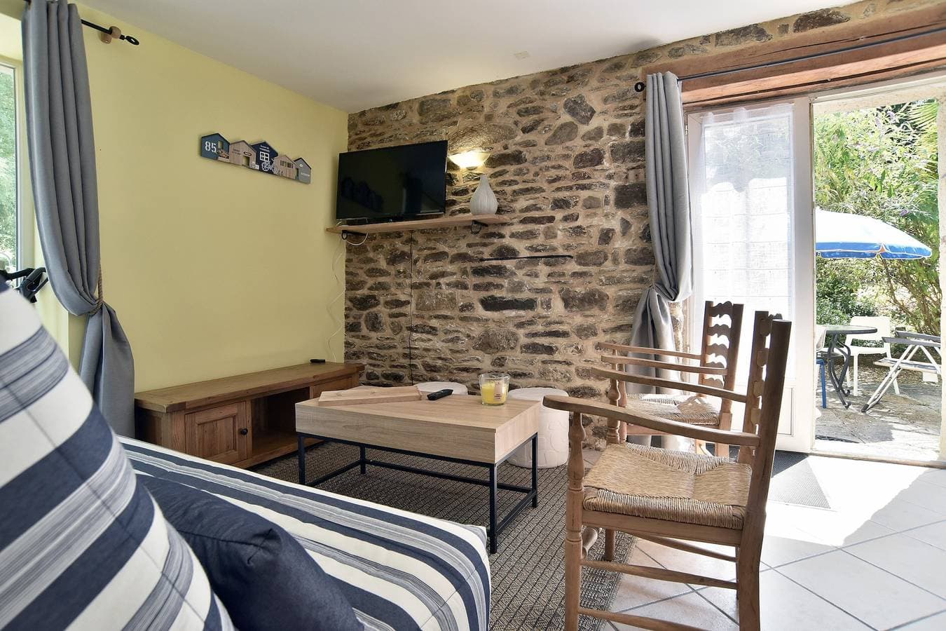 Foto 7 von 16: Ferienwohnung für 6 Personen mit Terrasse