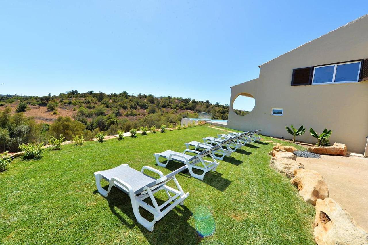 Foto 3 von 31: Villa