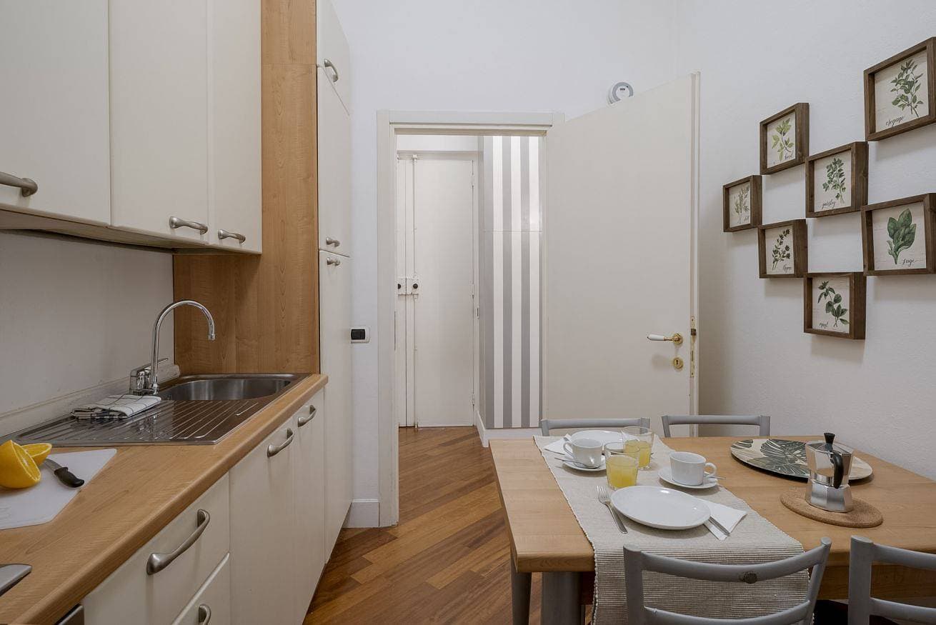 Foto 8 von 17: Ferienwohnung für 3 Personen mit Balkon/Terrasse