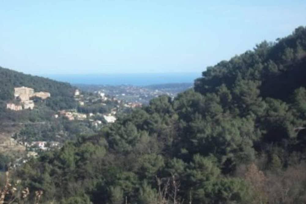 Foto 7 von 9: Small independant Condo French riviera