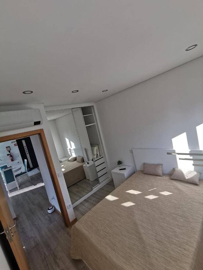 Foto 4 von 29: Two-Bedroom Apartment