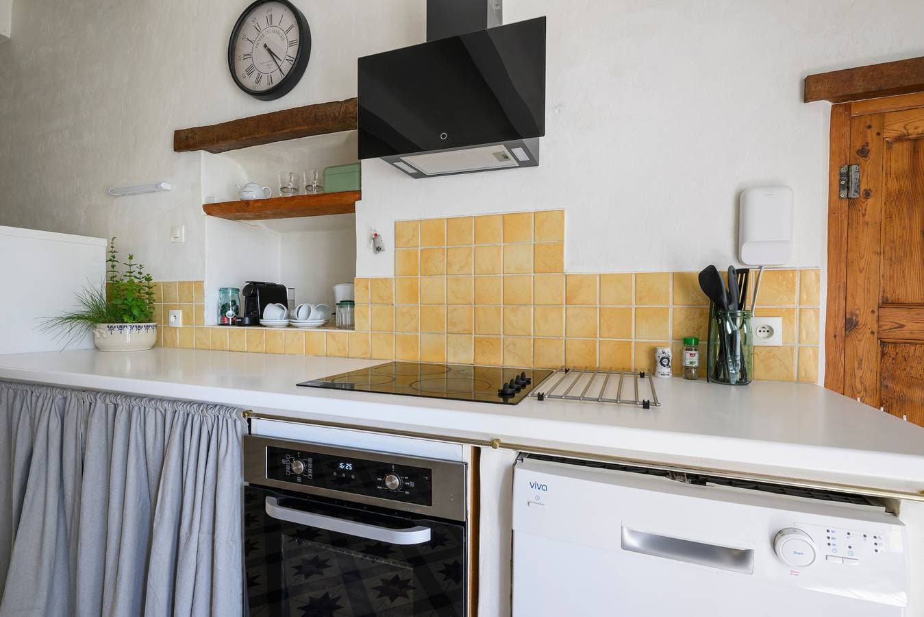 Foto 7 von 28: Maison Bleue 26170 Mollans-sur-Ouvèze – Authentisches Dorfhaus am Fluss