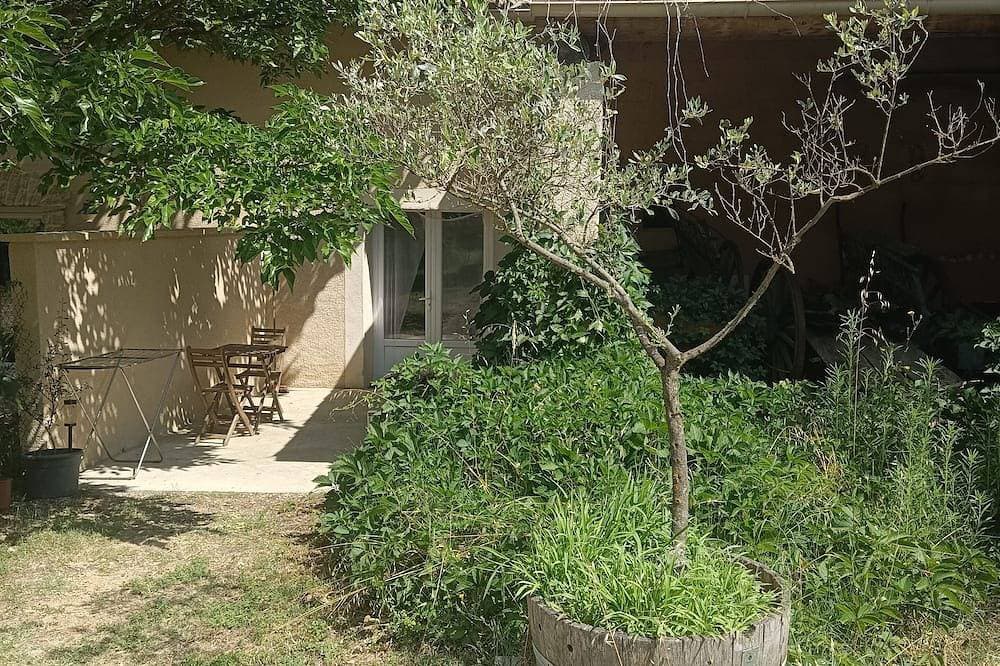 Gîte \"Le Rosier\" Le Mas Des Charrettes 1
