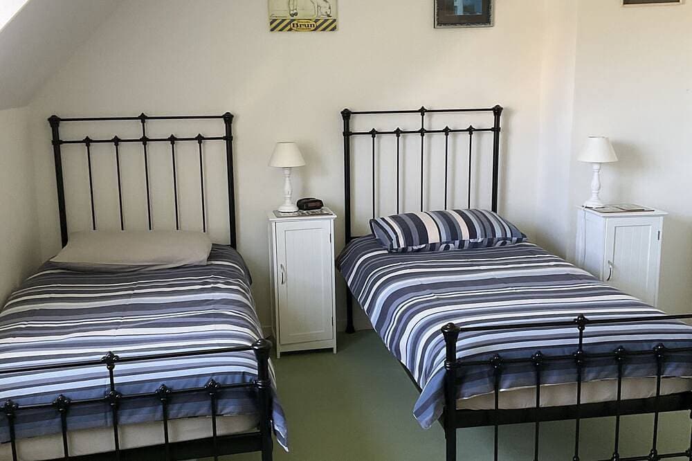 Foto 4 von 26: Pretty cottage with super fast Wifi , walk to restaurants/harbour/shops