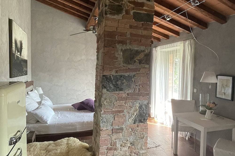 Romantic HideAway in an Old Olive Grove - EcoTourism - Huge Pool 1
