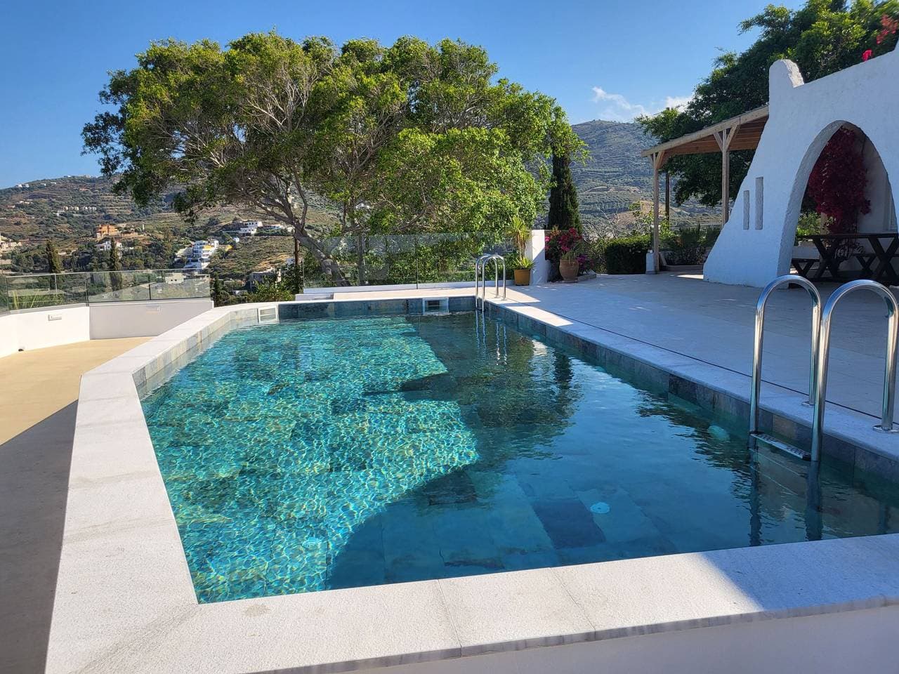 Foto 2 von 62: Villa Elena mit privatem beheiztem Schwimmbad