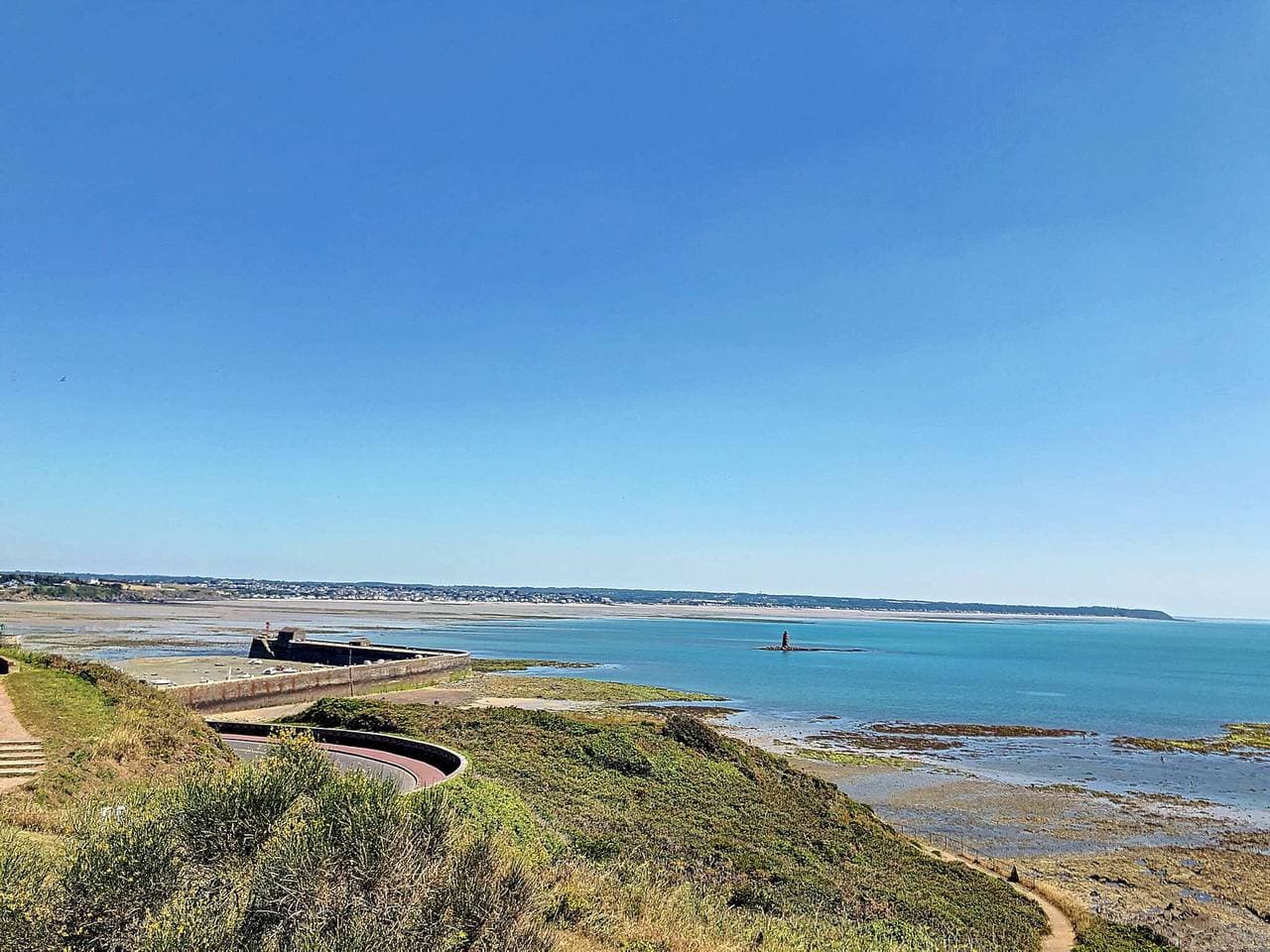Foto 11 von 16: Haus mit Garten, 200m vom Strand und 400m von Geschäften entfernt
