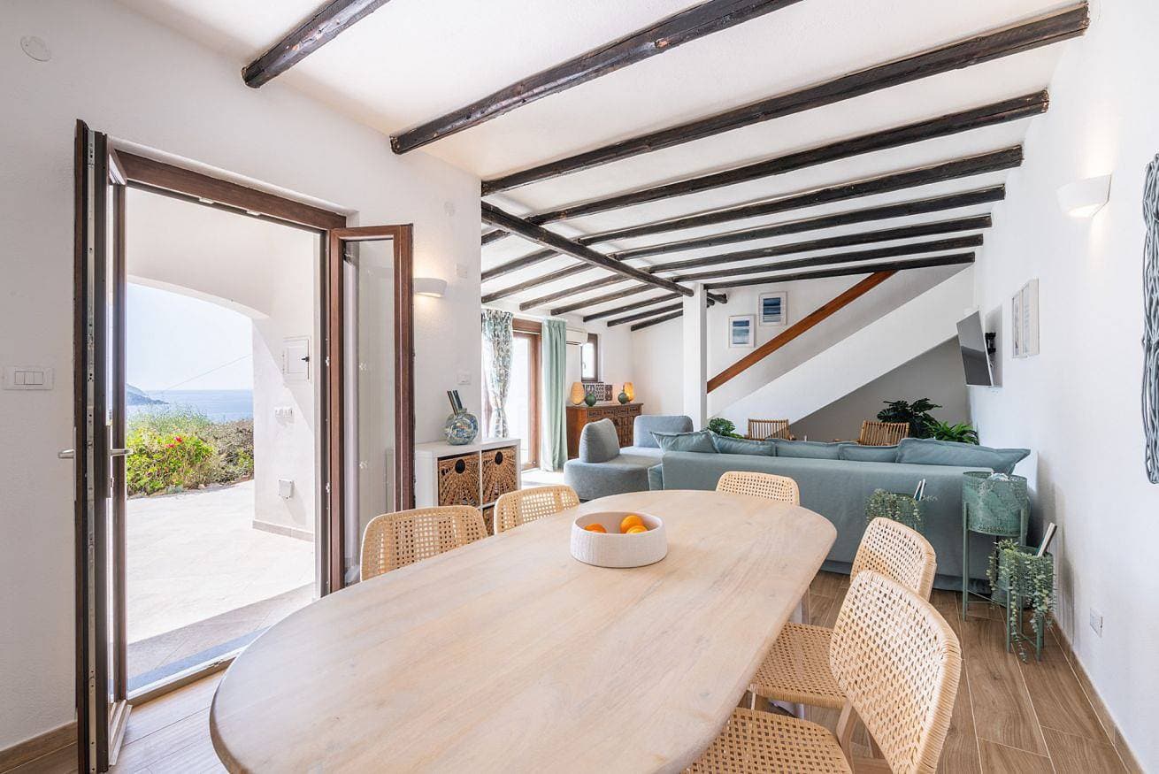 Foto 8 von 47: Villa für 5 Personen mit Meerblick