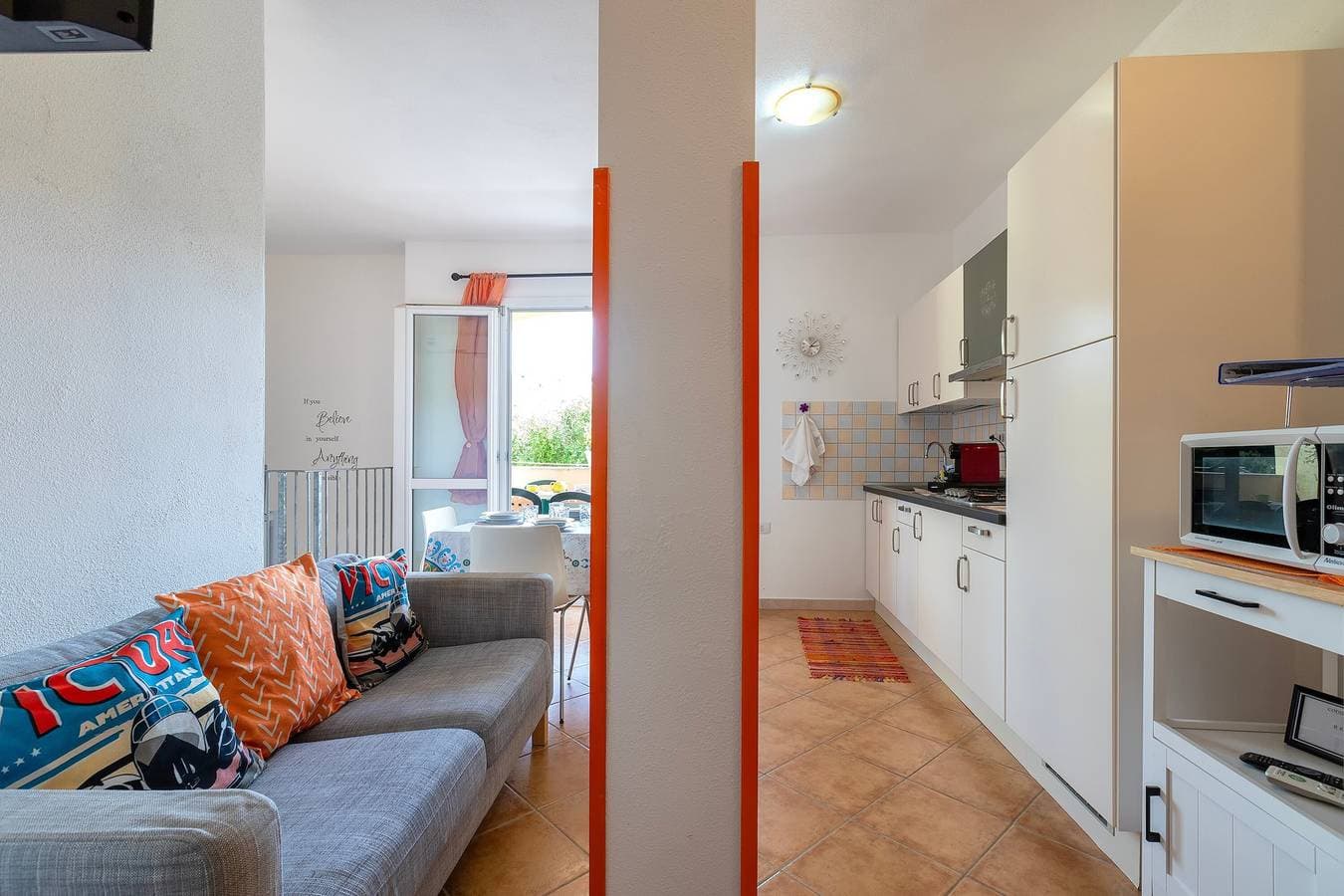 Foto 8 von 25: Ferienhaus 'Mare Nostrum' mit Bergblick, privater Terrasse und Klimaanlage