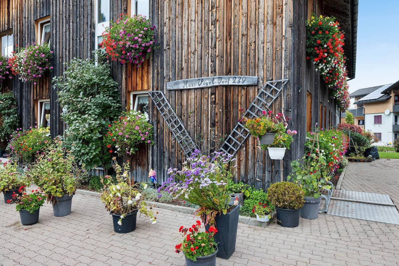 Foto 5 von 25: Zimmer 'Alpenfrieden' mit Bergblick, Gemeinschaftsgarten und WLAN