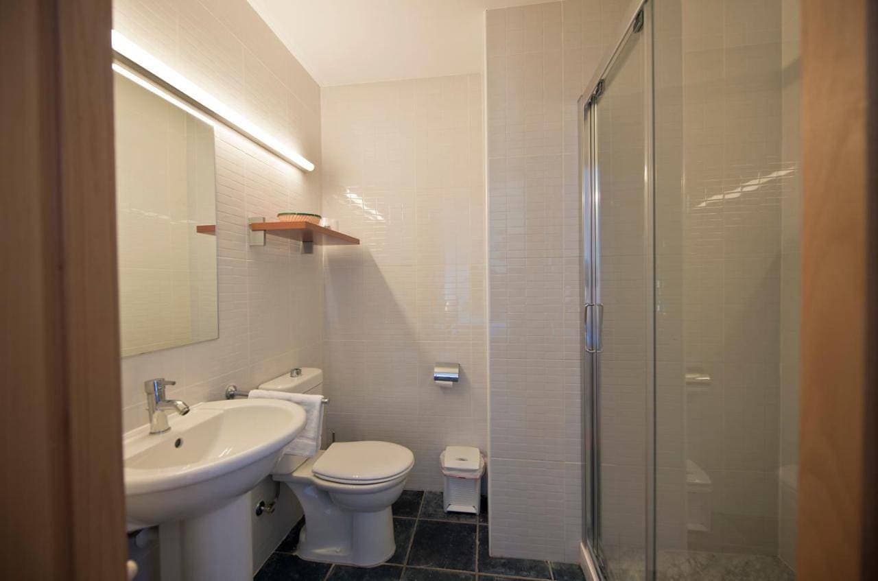Foto 7 von 7: Small Double Room