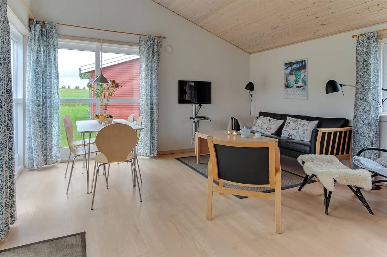 Foto 12 von 24: Nice home in Gudhjem w/ WiFi and 2 Bedrooms
