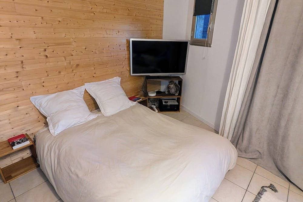 Foto 2 von 12: L'Embrun du Lac - Mountain & Lake views - Water feature - Ideal location.