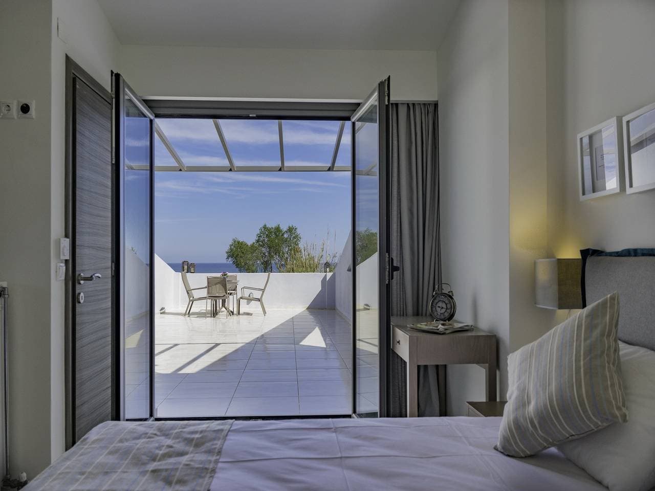 Foto 9 von 24: Villa auf Kreta mit Pool am Strand