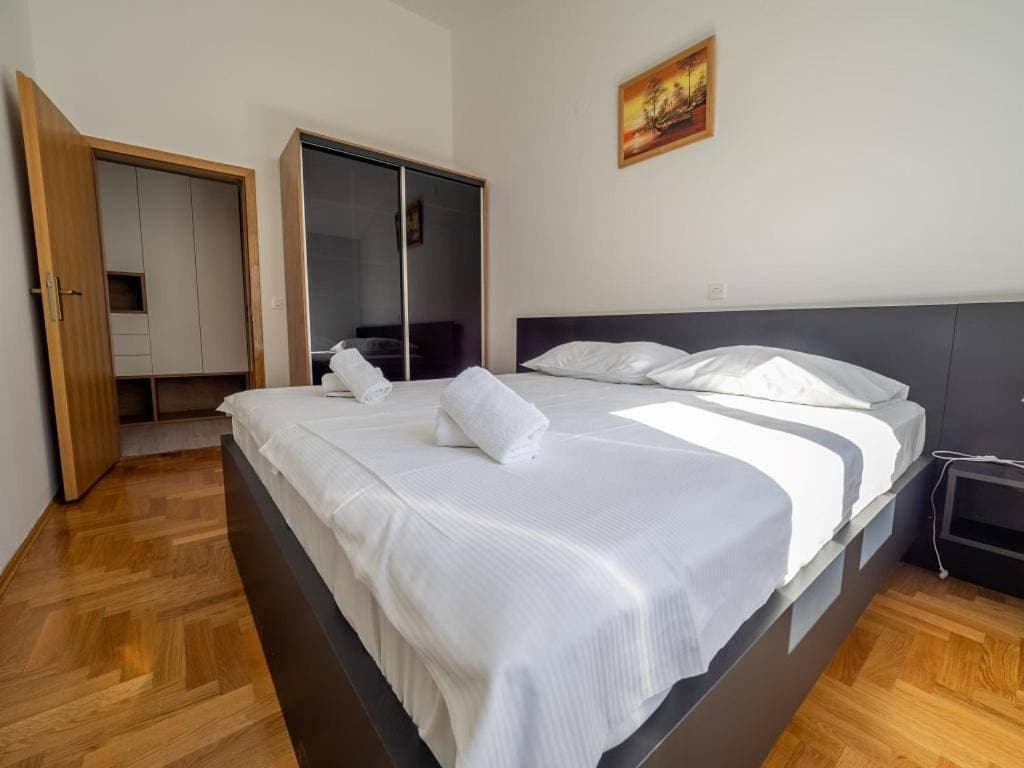 Foto 5 von 13: Apartment with Sea View