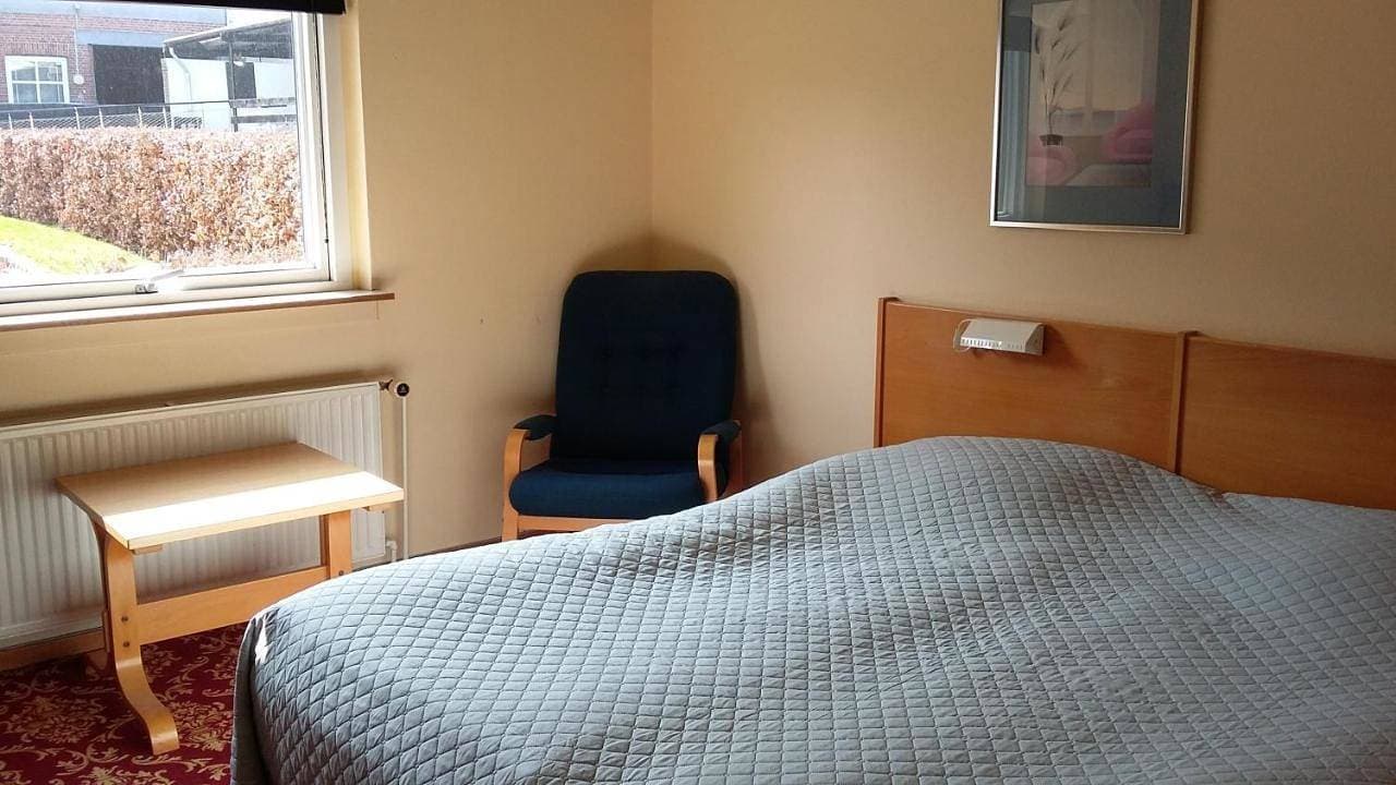 Foto 3 von 5: Triple Room
