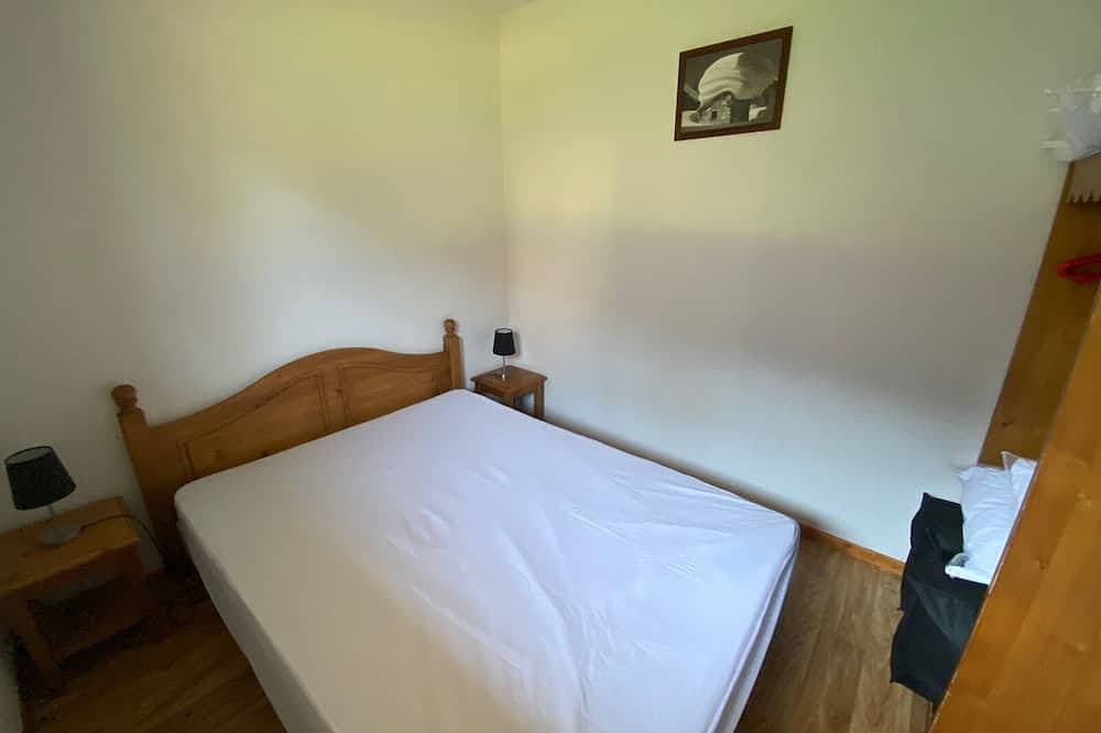 Foto 3 von 15: Zwei ruhige Zimmer mit Pool in Super-Besse