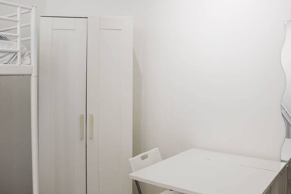 Foto 8 von 14: Charming bright studio near Paris