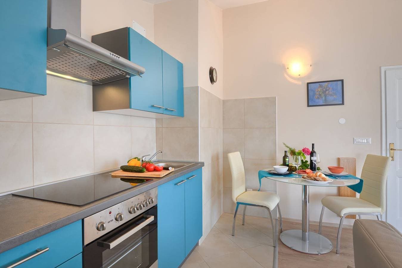 Foto 13 von 26: Mediterranes Apartment mit 60m2 Pool, BBQ-Bereich, Liegen, Waschmaschine