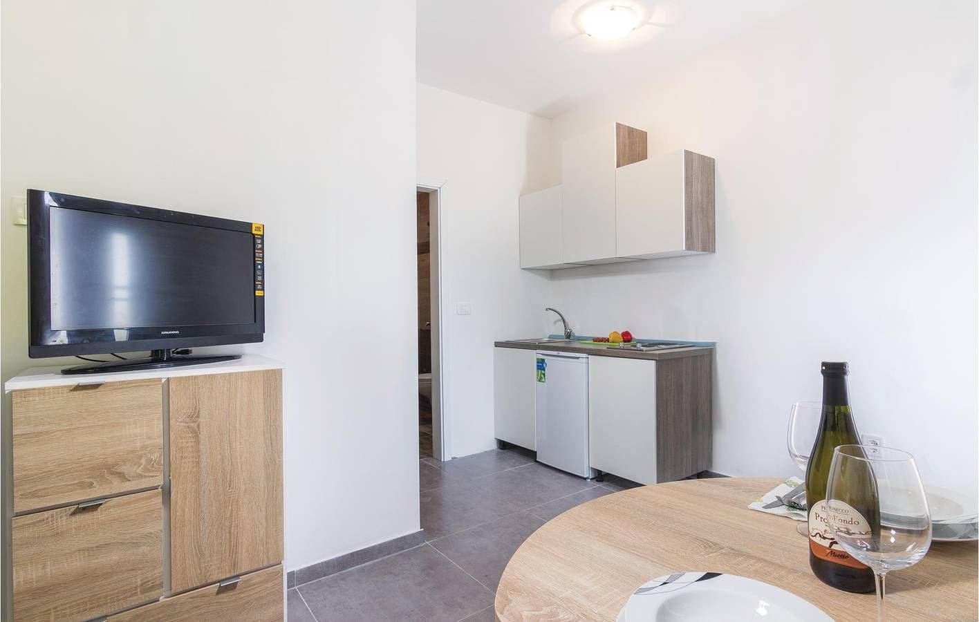 Foto 8 von 17: Charmantes Apartment mit Pool, WLAN und Terrasse – nur 700 m vom Strand entfernt!