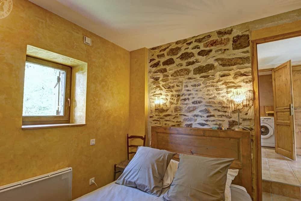 Foto 5 von 30: Gemütliches Ferienhaus mit herrlicher Aussicht bei Saint-Étienne