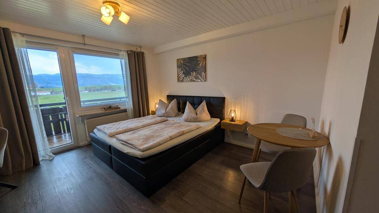 Foto 5 von 11: Double Room with Private External Bathroom