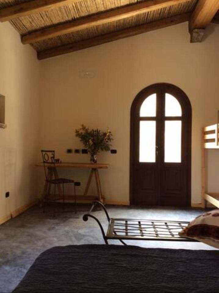 Foto 11 von 19: Double Room with Private Bathroom