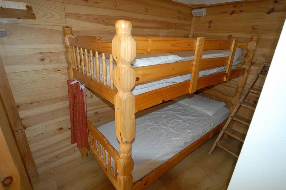 Foto 3 von 12: Panoramische Zwei-Zimmer-Wohnung mit Terrassen in Cervinia. Blick auf die Skipisten. WLAN inklusive.