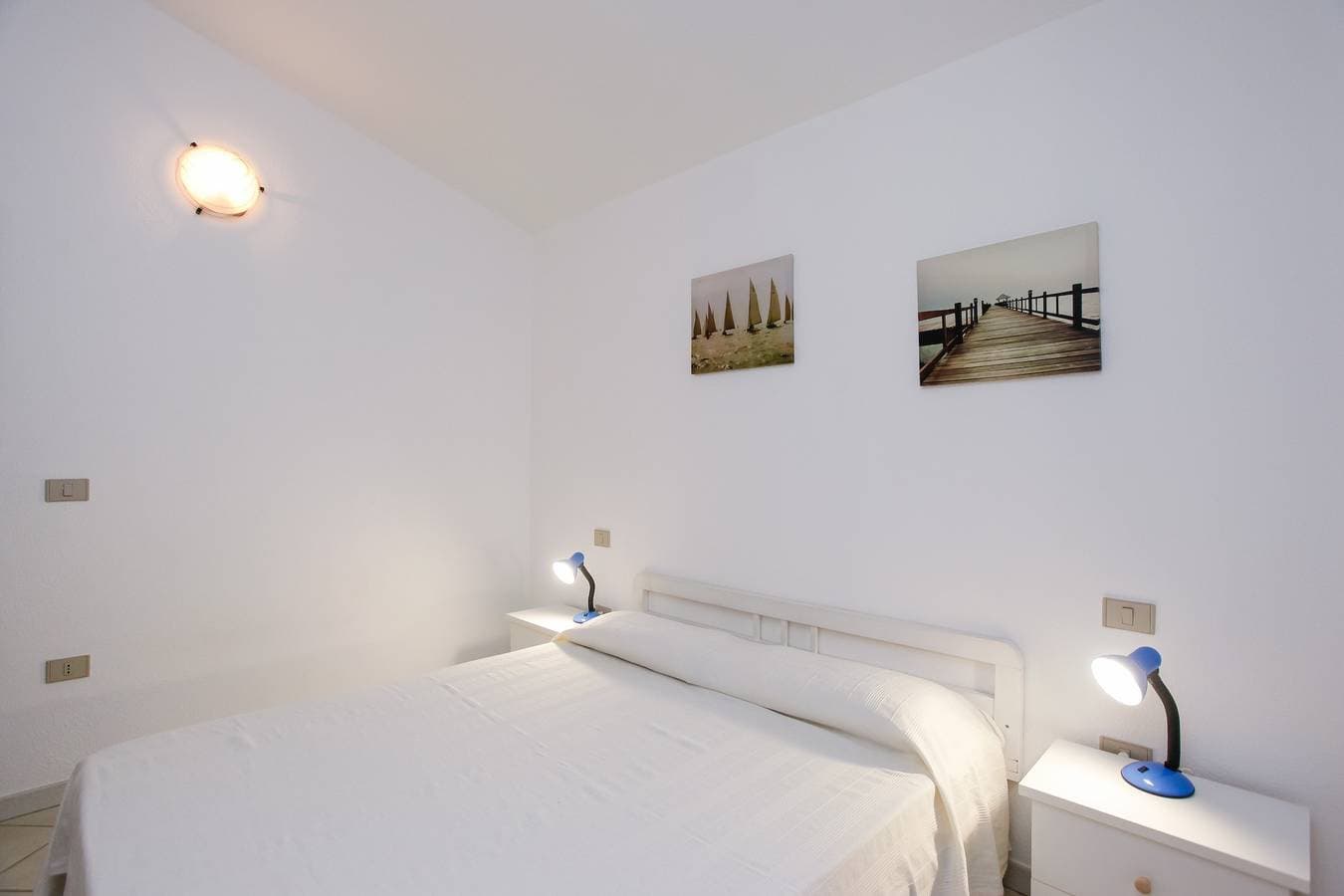 Foto 6 von 17: Ferienhaus „Mirtagru Appartamento Dell'Oleandro“ mit Garten, 2 privaten Terrassen & WLAN
