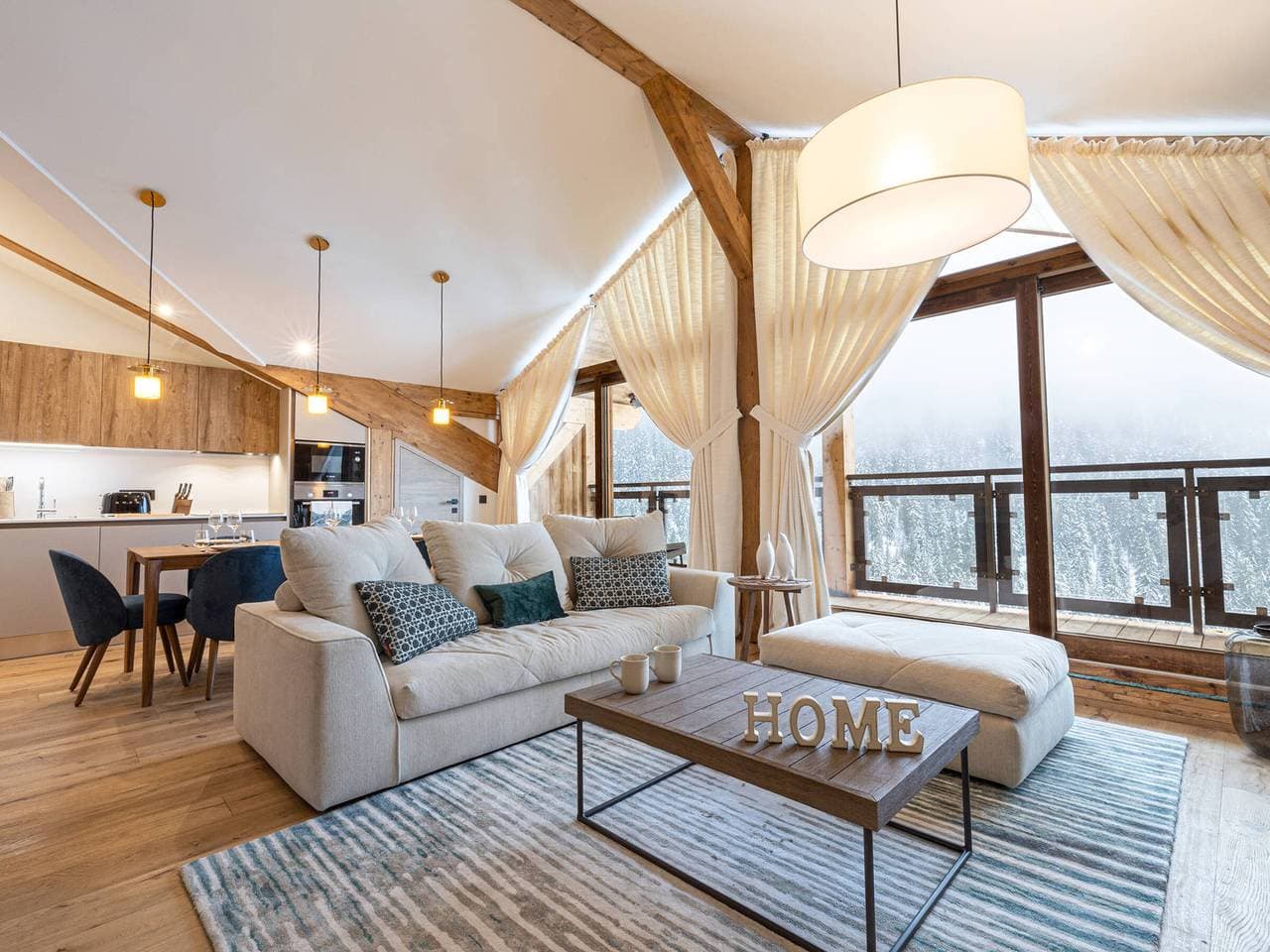 Foto 2 von 16: Hochwertige Wohnung in Courchevel 1650 mit Garage, Balkon und WLAN