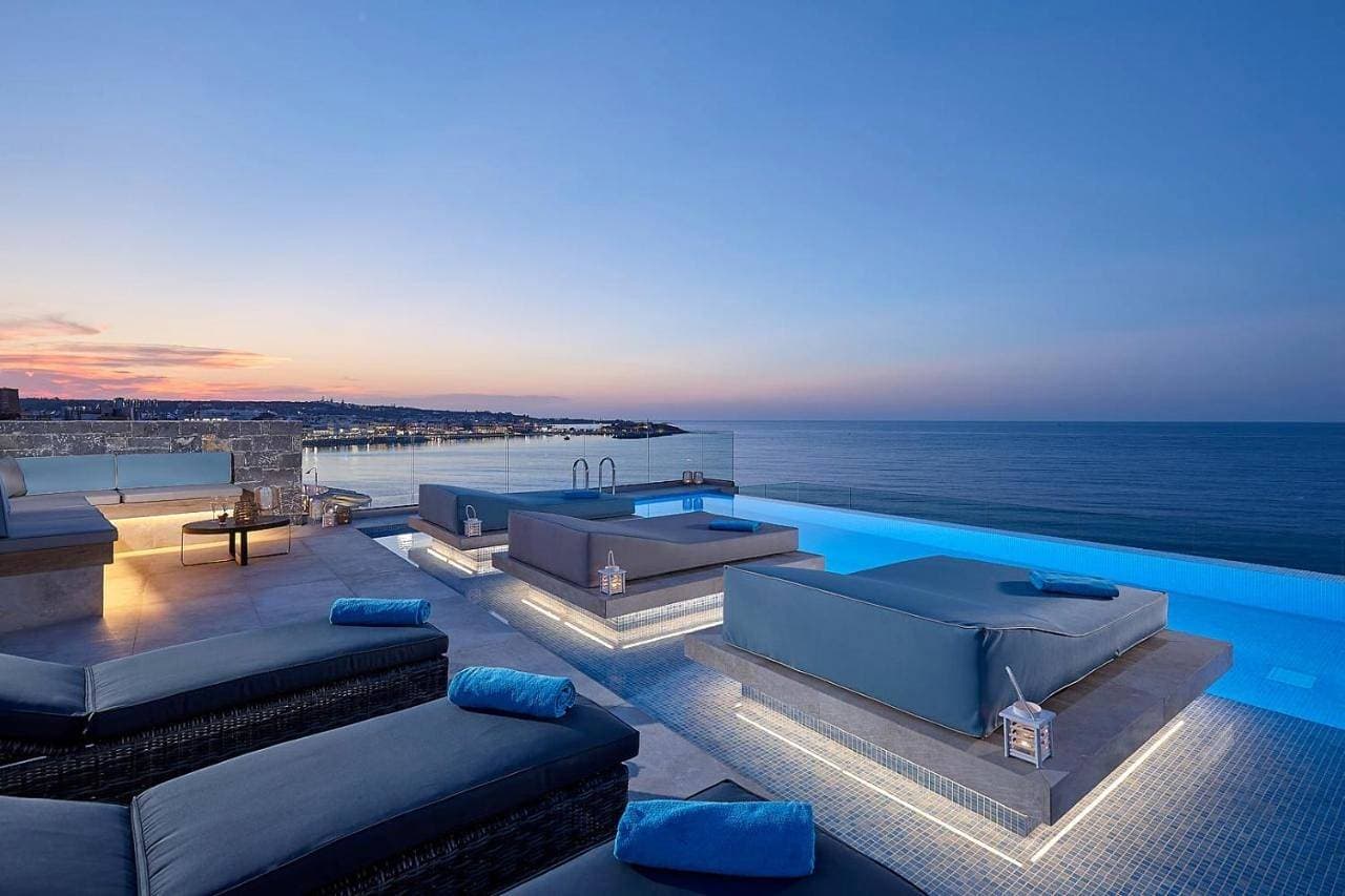 Seafront Apartments by Myseasight 1
