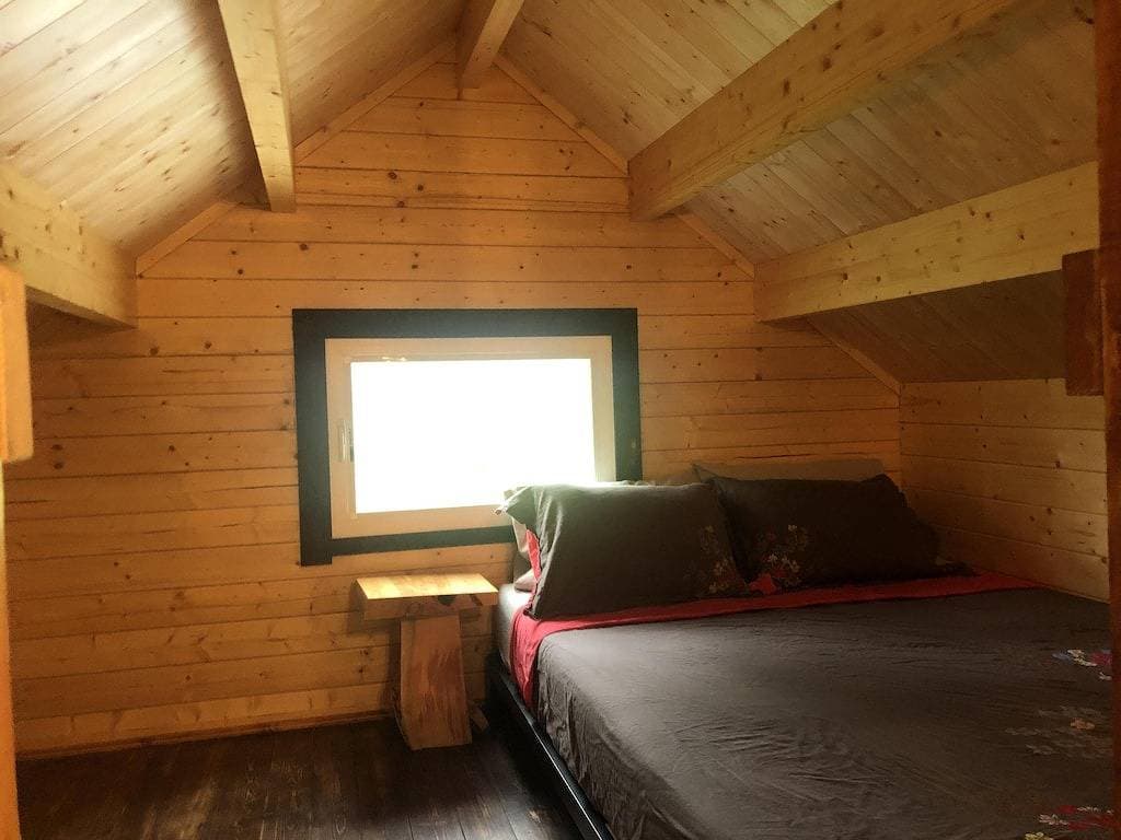 Foto 8 von 40: Discover Funky Bunky: Your Rustic Retreat 5 Min from Nelson