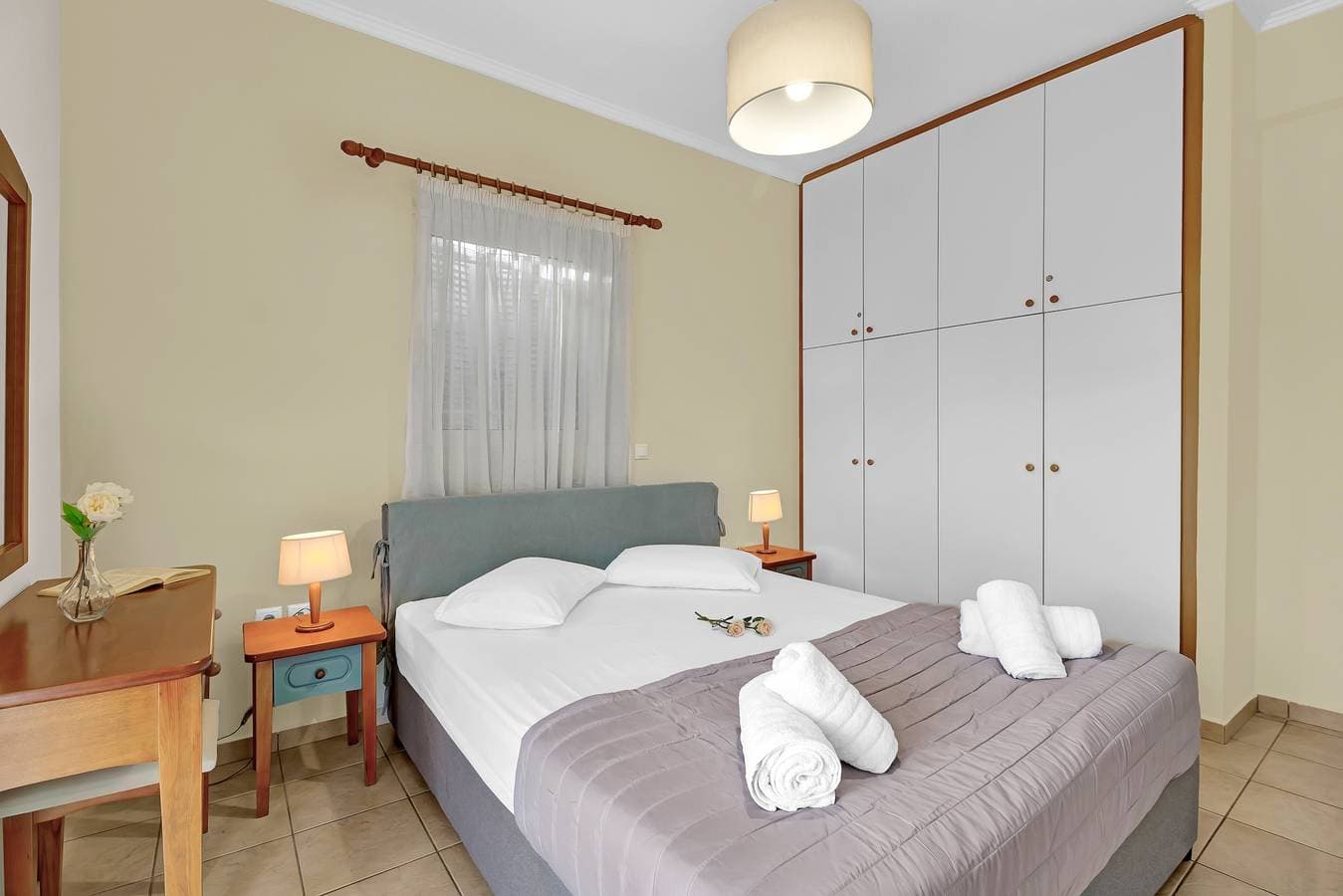 Foto 12 von 24: Ferienwohnung 'Elaia 2' mit Meerblick, WLAN und Klimaanlage