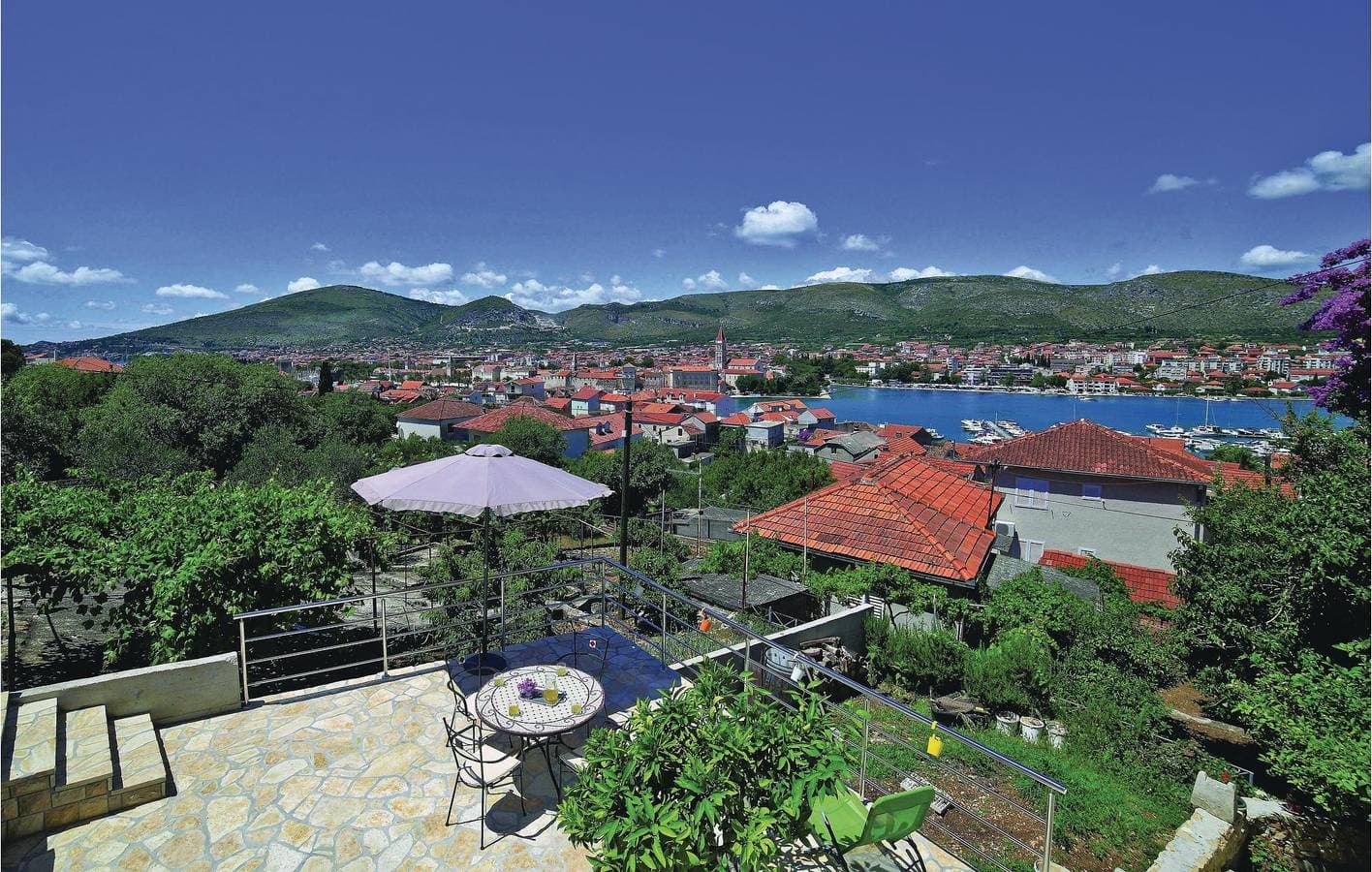 Foto 8 von 29: Gemütliche Ferienwohnung mit Meerblick, Pool, Terrasse und Küche – 2 km vom Strand entfernt