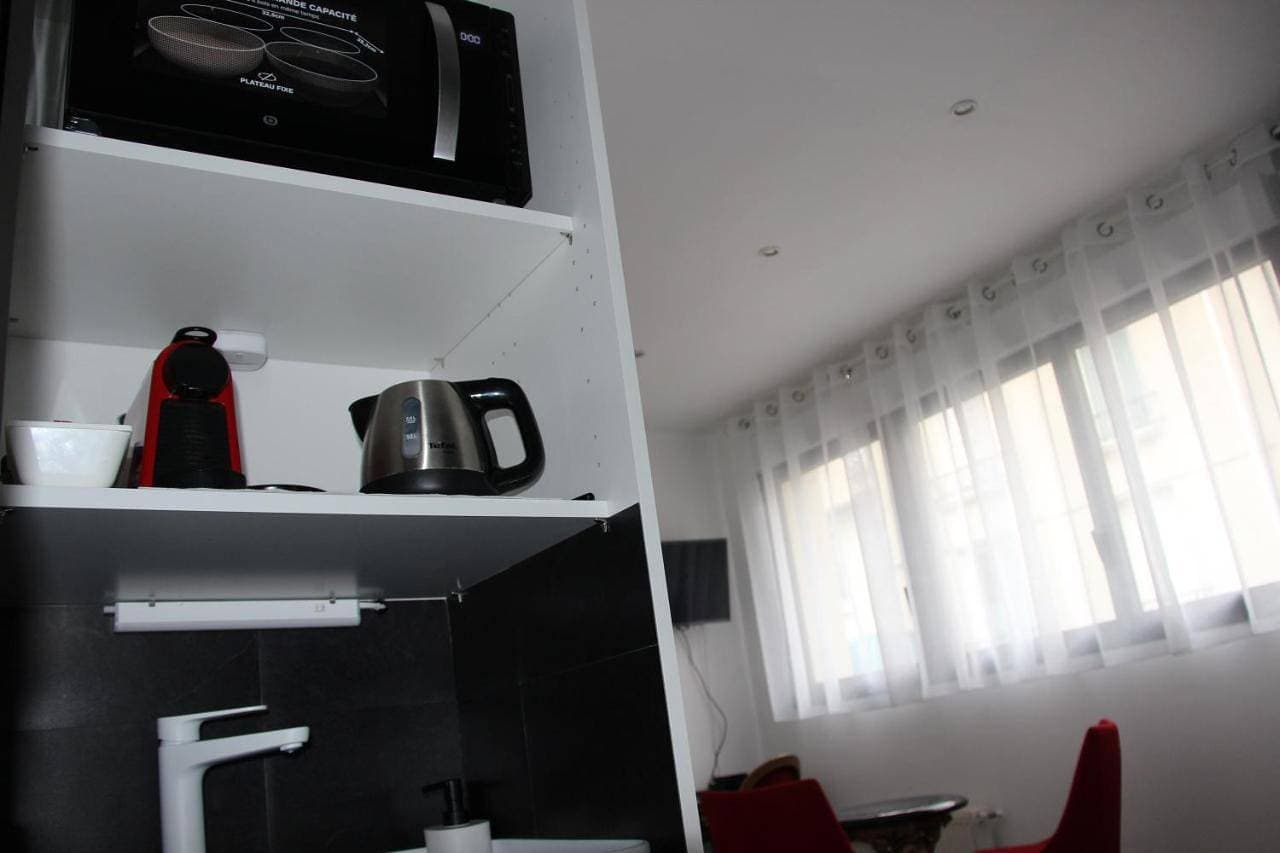Foto 6 von 11: Twin Room with Private Bathroom