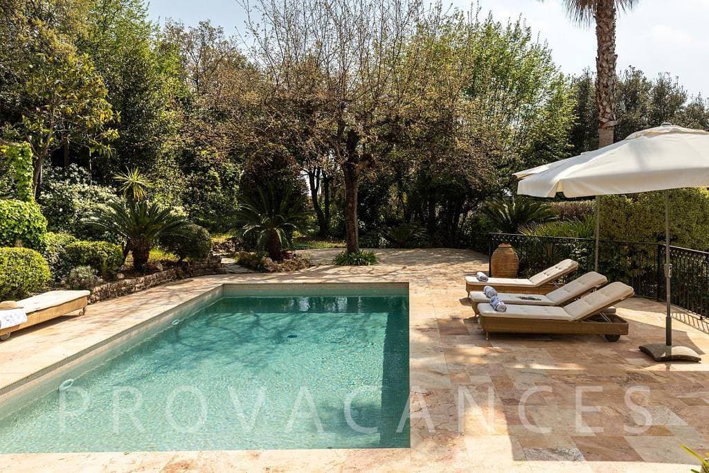 Foto 7 von 75: Exklusive Villa mit Panoramablick und privatem Pool in der Nähe von Saint-Paul-de-Vence
