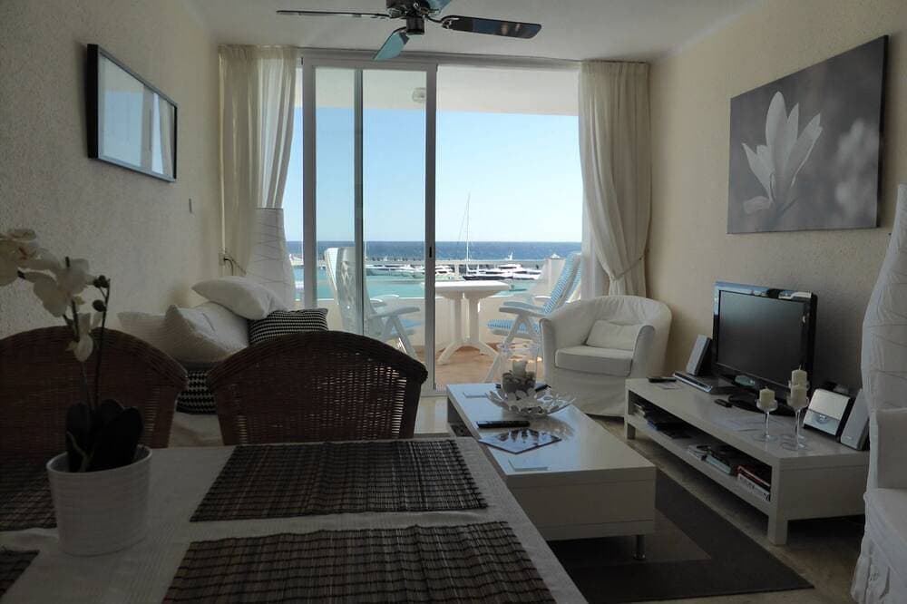 Foto 9 von 24: Superb Front Line Apartment