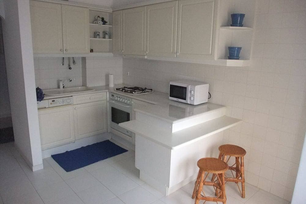 Foto 8 von 20: Studio on Avenida Marginal, sea front, parking space