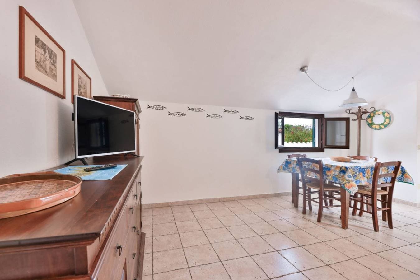 Foto 8 von 21: Ferienwohnung für 6 Personen mit Terrasse
