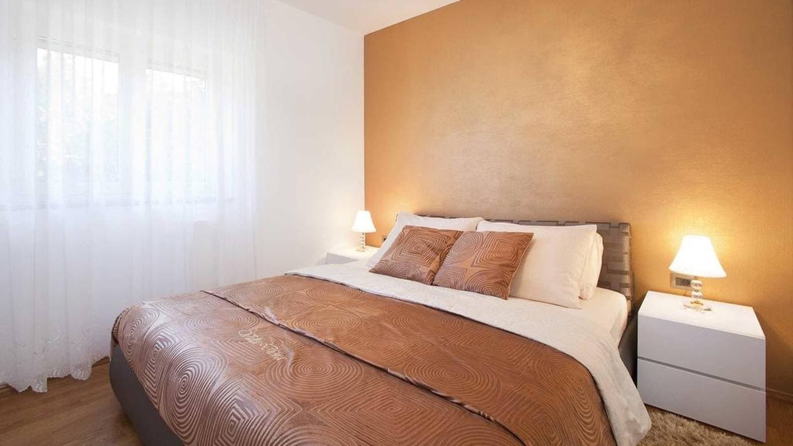 Foto 11 von 27: Charmante Villa Diora mit Swimmingpool und Wellnessbereich