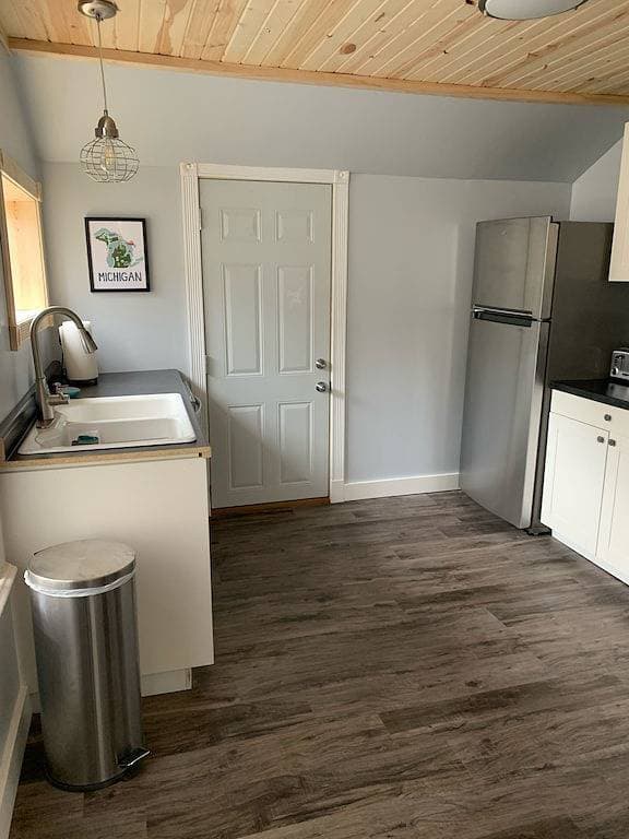 Foto 8 von 13: Ruhige, geräumige Wohnung im Herzen von Marquette!