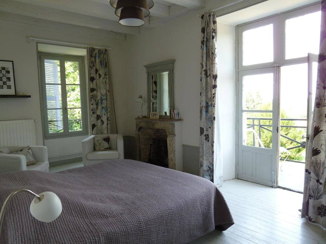 Foto 3 von 5: Double Room with Garden View