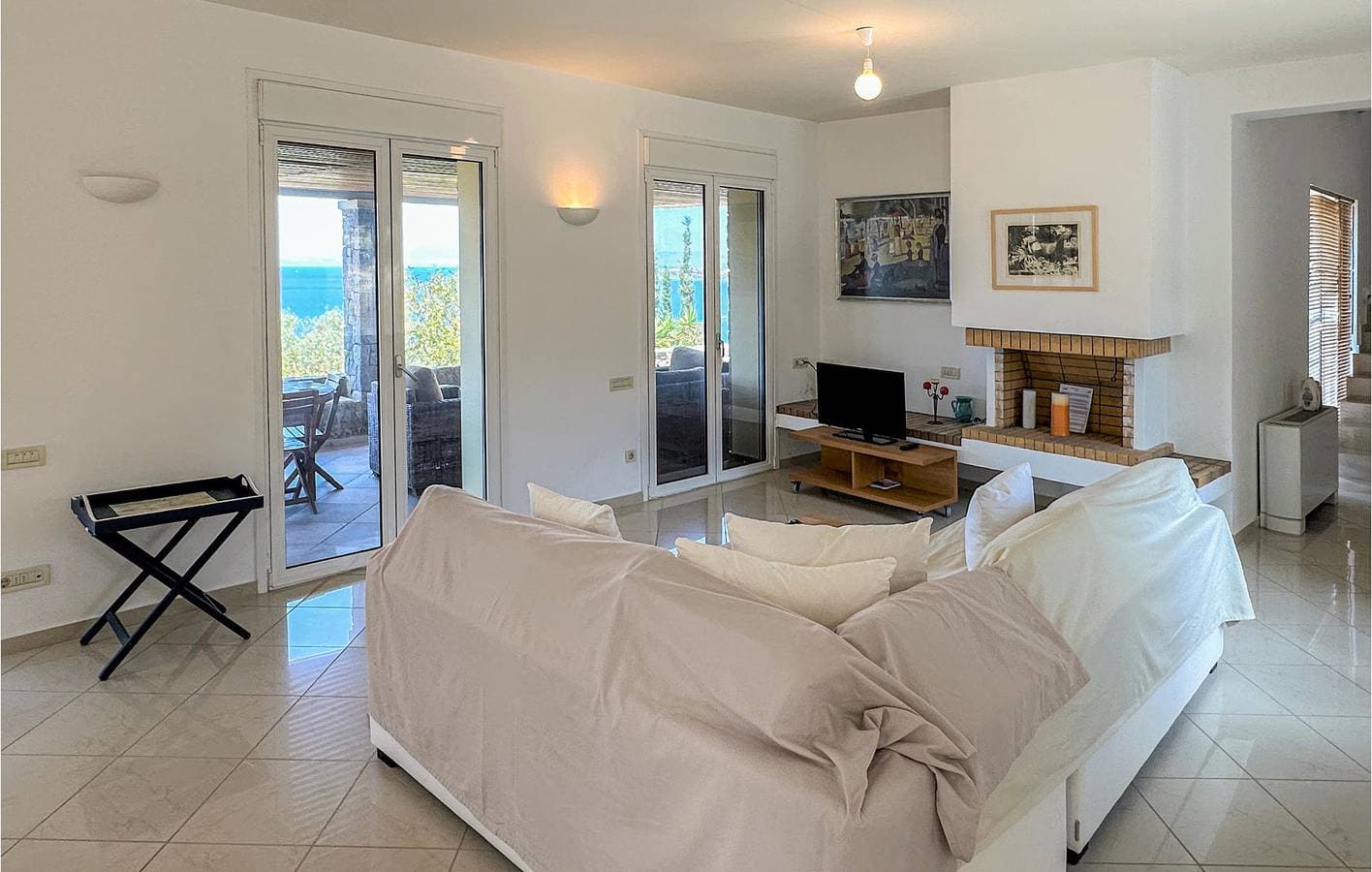 Foto 5 von 37: Luxuriöses Apartment am Strand mit WLAN, Klimaanlage und Pool