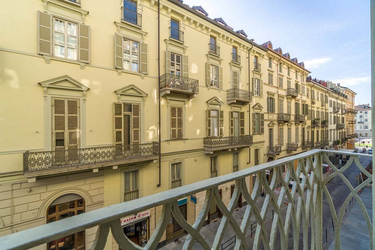 Foto 3 von 24: Ferienwohnung für 3 Personen mit Balkon/Terrasse