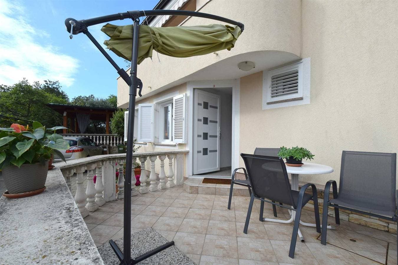 Foto 10 von 11: Ferienwohnung Julia 3 mit Terrasse