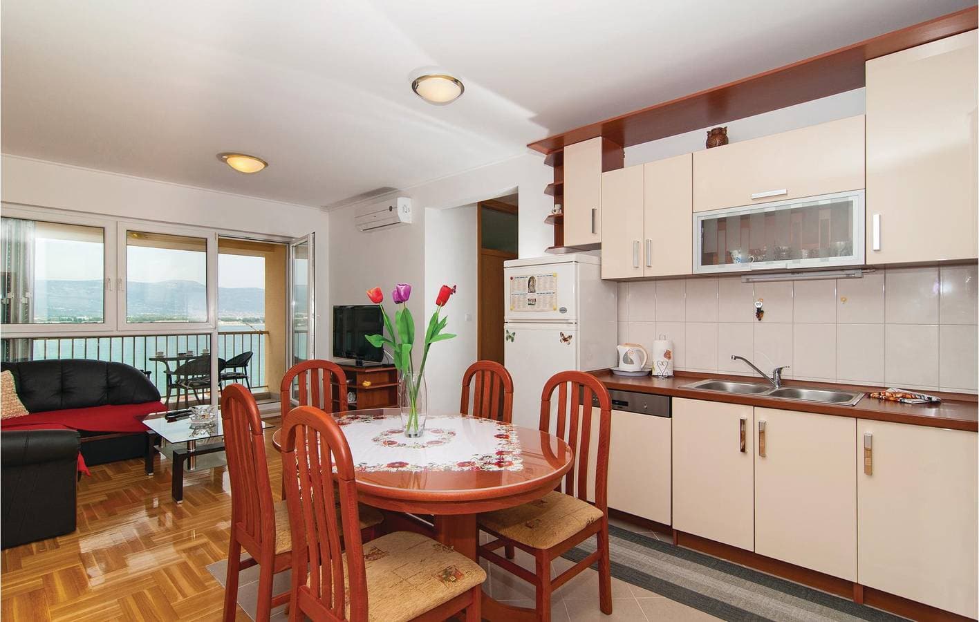 Foto 9 von 18: Gemütliche Ferienwohnung mit Terrasse, in der Nähe des Strandes von Copa Cabana