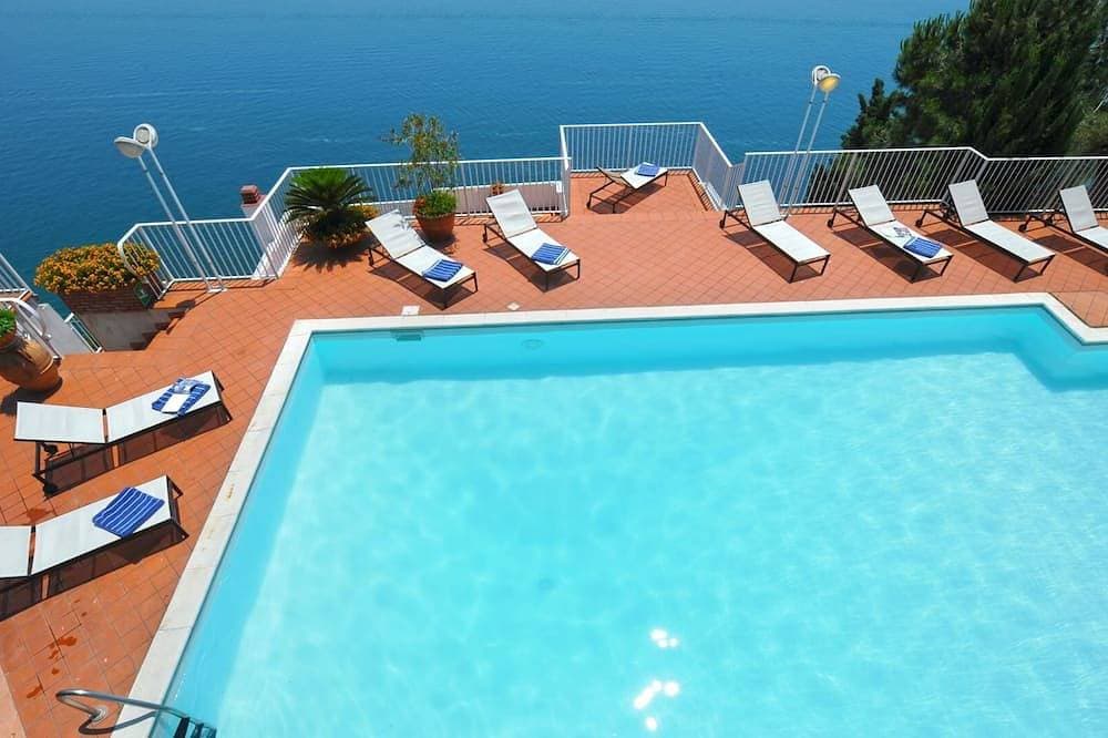 Foto 13 von 30: Idyllische Villa mit privatem Pool Ravello, atemberaubende Aussicht, Spa, nahe am Strand