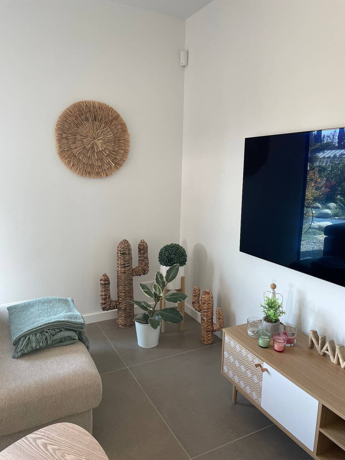 Foto 5 von 27: Ferienhaus „Traumnest mit Whirlpool“, privatem Pool, WLAN und Klimaanlage